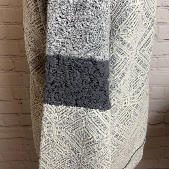 Knox Rose Lace Raglan Pullover - Picture 7 of 14